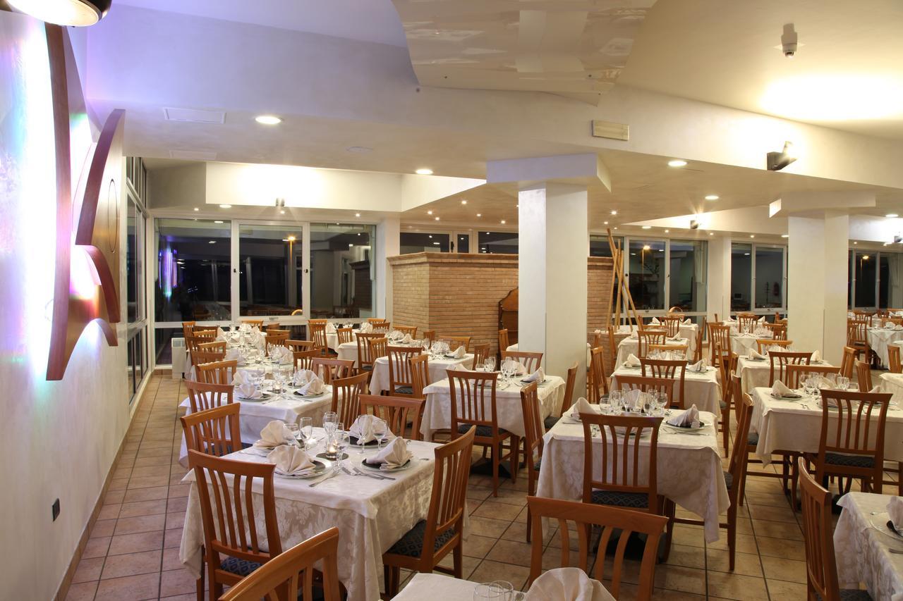 Hotel Plaza 里杜德里伊斯坦西 外观 照片